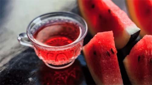 Reaproveitamento das Cascas de Melancia: Uma Fonte Natural de Proteção e Limpeza Interna