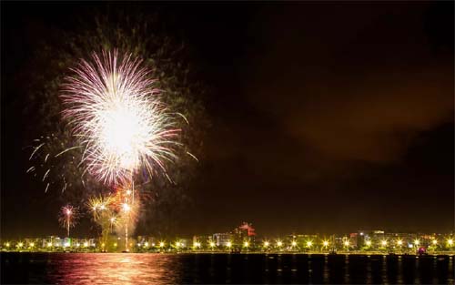 Queima de Fogos em Maceió Promete Espetáculo de 12 Minutos na Virada de Ano