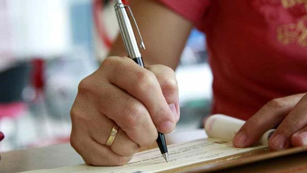 Taxa média de juros do cheque especial fica em 7,96% em fevereiro