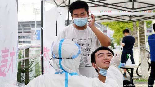 China vai testar todos os 9 milhões de habitantes de metrópole