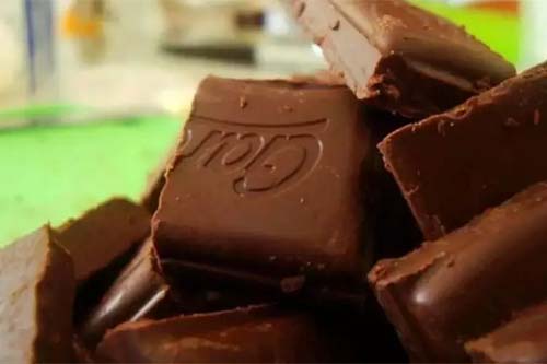 Lotes de chocolate da Garoto serão recolhidos por risco de conter fragmentos de vidro