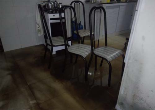 Chuvas, raios, trovões, relâmpagos e até granizo são registrados no Sertão de AL