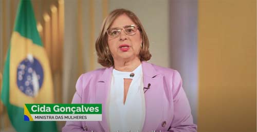 Ministra das Mulheres promete fortalecer combate ao feminicídio e estupro em discurso na TV