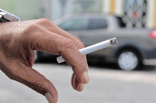 Pneumologista do HGE alerta para os riscos do tabagismo à saúde