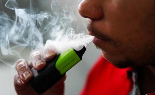 Sesau alerta sobre os perigos do cigarro eletrônico: consumo proibido no Brasil e riscos à saúde são ressaltados