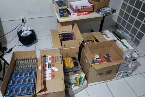  A Polícia Militar de Alagoa apreendeu armas e cigarros contrabandeados no interior