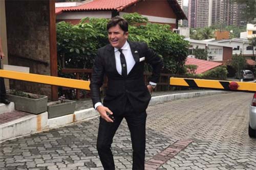 Dr. Rey visita Bolsonaro para pleitear ministério, mas não é recebido