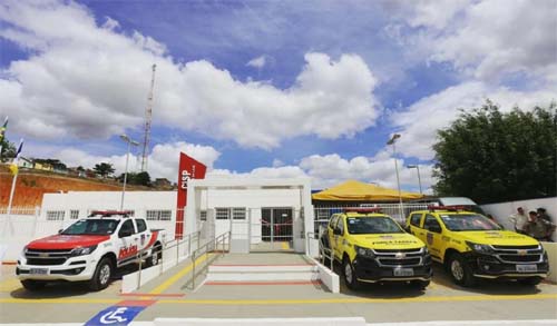 Homem é preso após ser encontrado com 300 pedras de crack e notas falsas em Marechal Deodoro