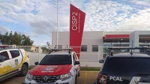 Filho é preso suspeito de ameaçar a mãe de morte com uma faca, em Palmeira dos Índios