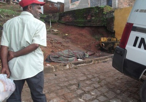 Jovem é assassinado a golpes de faca em Palmeira dos Índios 