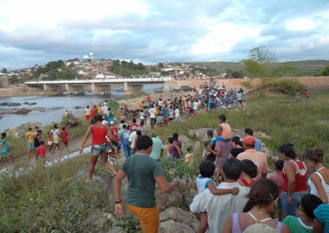 Segunda tragédia do dia na Zona da Mata de Alagoas: estudante de 12 anos morre afogado em Branquinha