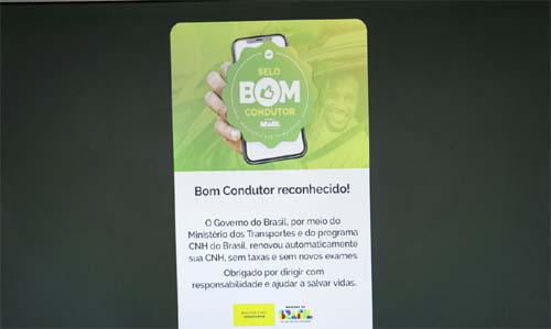 Avanço Tecnológico Simplifica Renovação de Carteira de Motorista para Mais de 300 Mil Condutores na Primeira Semana