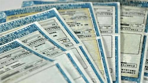 CNH sem autoescola? Governo avalia fim da exigência de aulas para obter habilitação