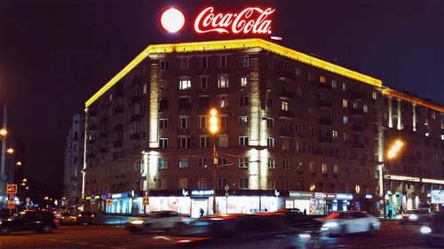 Grandes marcas deixaram a Rússia, mas seus produtos ainda chegam ao consumidor local