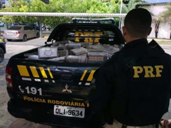 PRF apreende 560kg de cocaína em Alagoas