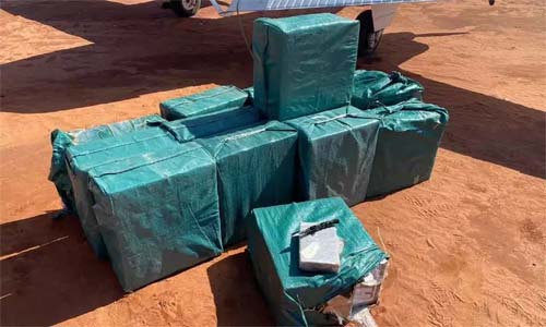 Avião da FAB intercepta aeronave que levava drogas em SP