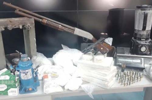 Operação desarticula laboratório de refino de pasta base de cocaína em Rio Largo