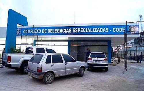 Polícia prende dupla que usava carro de aplicativo para cometer assaltos