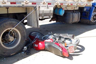 Caminhões fazem vítimas fatais no interior 