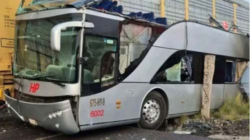 Colisão fatal na ferrovia mexicana resulta em múltiplas vítimas