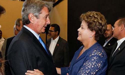 Dilma recebe Collor em busca de votos contra o impeachment