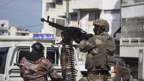 Conflito na Síria: combate entre forças do governo e leais a Assad deixa dezenas de mortos