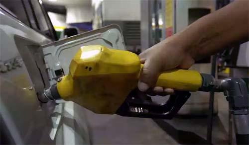 Cobrança de impostos sobre combustíveis vai voltar, mas de forma desigual