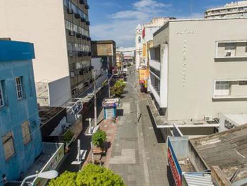 Comércio deve perder R$ 9,5 milhões em vendas para Dia dos Namorados, diz Fecomércio