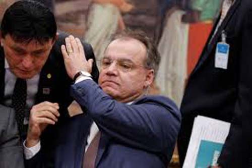 Comissão devolve benefício de R$ 84 bi a ruralistas