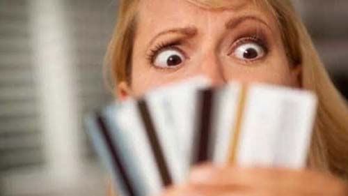 Compra parcelada pode deixar orçamento fora de controle