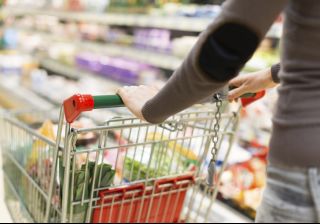 Dez estratégias para poupar nas compras de supermercado