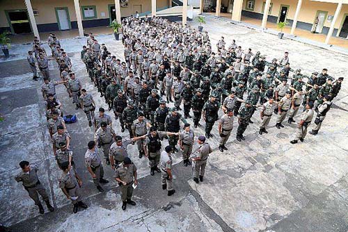 Aptos no concurso da PM de 2017 reivindicam nomeação