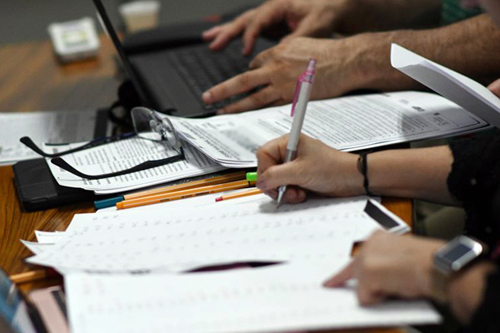 15 concursos públicos têm mais de 3.300 vagas abertas