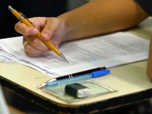 Prefeitura divulga seleção para quase 400 vagas, com salários até R$ 10 mil