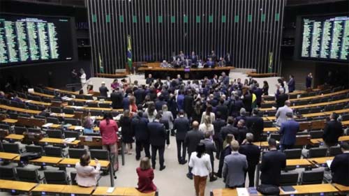 Governo impulsiona liberação de quase R$ 3 bilhões em emendas antes da votação do Imposto de Renda