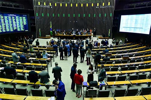 Congresso analisa vetos sobre saidão e fake news na terça  Fonte: Agência Senado