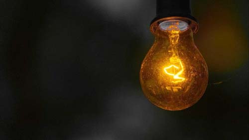 Conta de luz fica mais barata a partir deste sábado