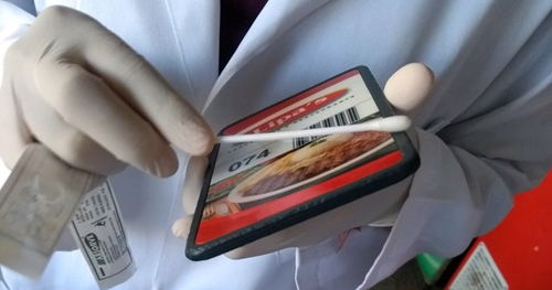 Alunos de Biomédicas descobrem possível rota de contaminação hospitalar