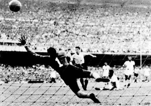Lembranças de 1950 e pressão por vitória assombram Seleção