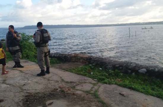 Corpo de homem é encontrado boiando às margens da Lagoa Mundaú, em Maceió