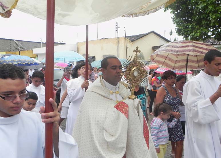 Festa de Corpus Christi é celebrada pelos católicos em União dos Palmares