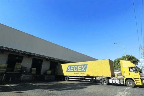 Lula retira Correios e mais seis estatais de programas de privatização