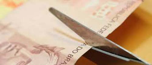 40% A MENOS: Sintietfal diz não à redução do piso dos jornalistas