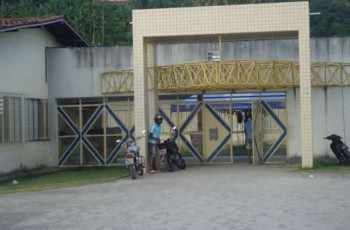 Aulas são suspensas após escola ser atacada com bombas em Coruripe