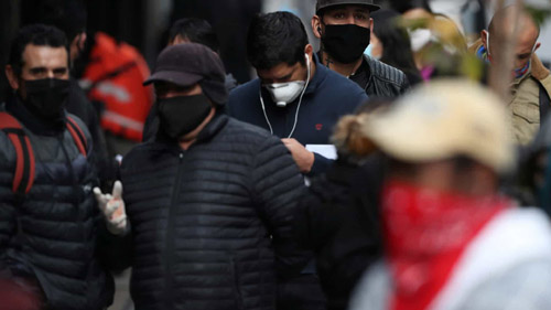 Primeira onda da covid-19 deve acabar em outubro, diz estudo da UFF