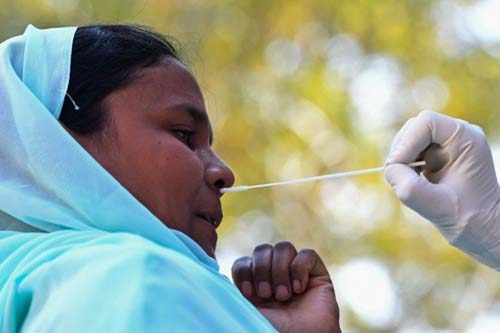 Coronavírus: Índia supera 7 milhões de casos; Líbano decreta lockdown até 19/10