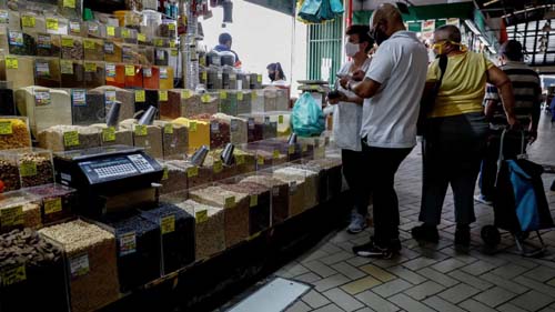 Brasil cria plástico que inativa o novo coronavírus em minutos