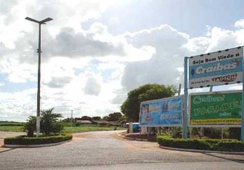 Dona de bar é esfaqueada por cliente em povoado de Craíbas