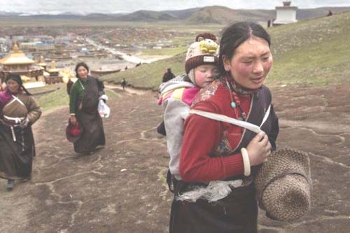 Por que a forma ocidental de criar os filhos pode parecer estranha em outras regiões