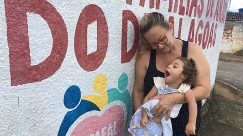 As crianças da zika esquecidas em Alagoas, entre o futuro incerto e o medo da pneumonia